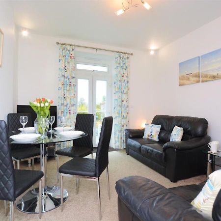 Eddystone Lemain Garden Apts Looe Exterior foto